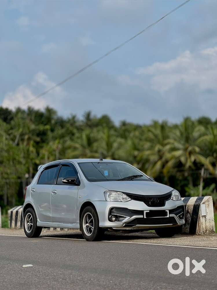 Toyota Etios Liva 2012