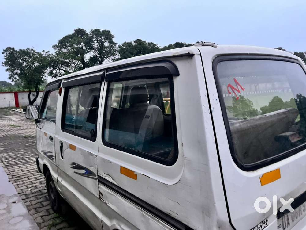 Maruti Suzuki Omni 2012 8-seater Petrol