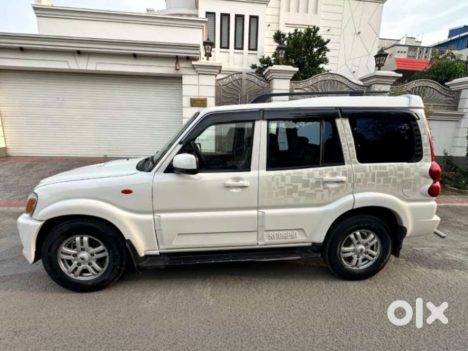 Mahindra Scorpio Vlx 2wd Airbag Bsiv, 2014, Diesel