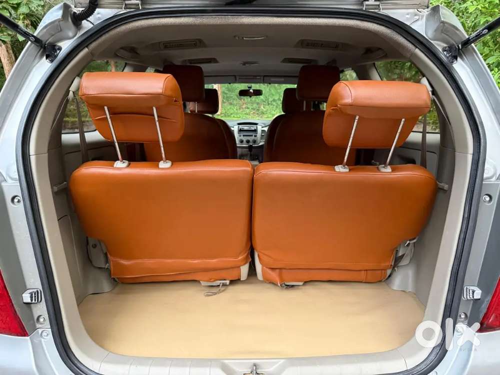 Innovag4 7seater,re Registered,210000km,3owner,price 735000