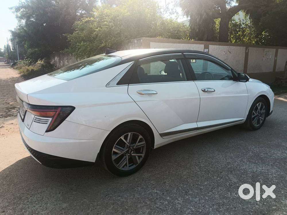 Hyundai Verna Sx 1.5 Petrol Ivt, 2023, Petrol