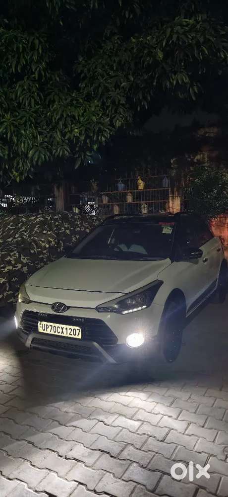 Hyundai I20 Active 2015 Top Model Diesel 80000 Km Driven