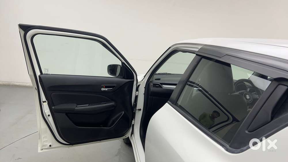 Maruti Suzuki Swift Amt Vvt Vxi, 2022, Petrol