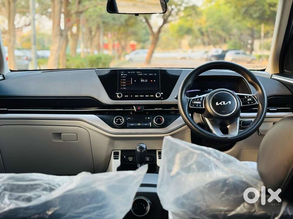 Kia Carens 1.5 Premium 7 Str, 2025, Petrol