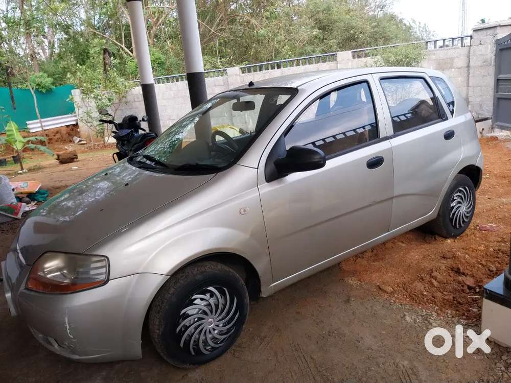 Chevrolet Aveo 2009 Petrol 100000 Km Driven
