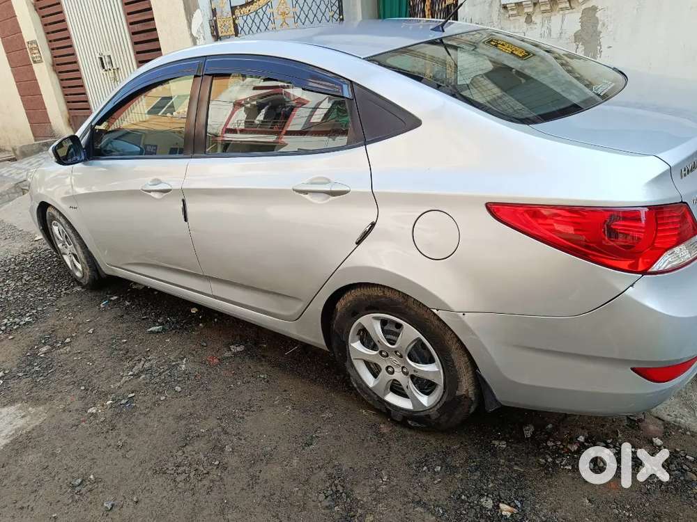 Hyundai Verna 2011 Petrol 86000 Km Driven