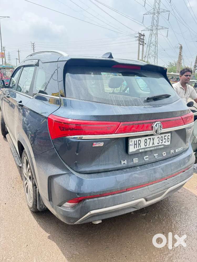 Mg Hector Plus Savvy 2026