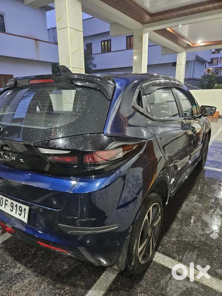 Tata Altroz Xz Plus Petrol 2023