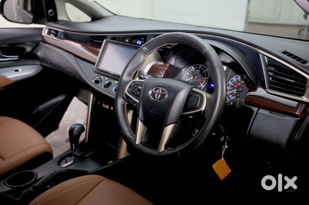 Toyota Innova Crysta [2020-ongoing] 2.4 Gx At 7 Str, 2020, Diesel