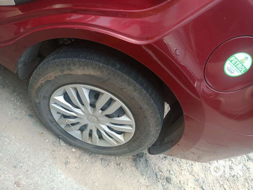 Maruti Suzuki Swift Dzire Vxi Optional, 2018, Petrol