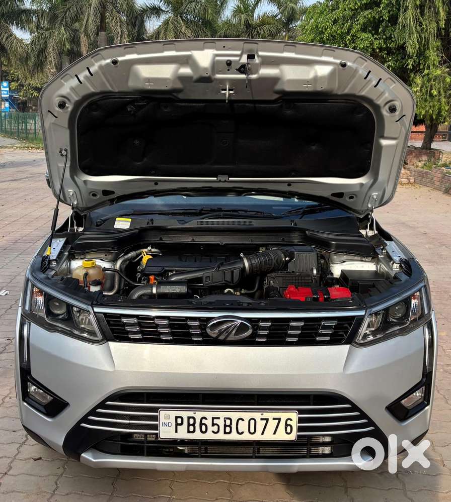 Mahindra Xuv300 W8, 2022, Petrol