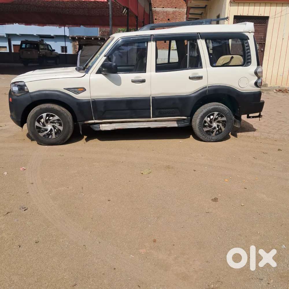 Mahindra Scorpio 2016 Diesel Well Maintained