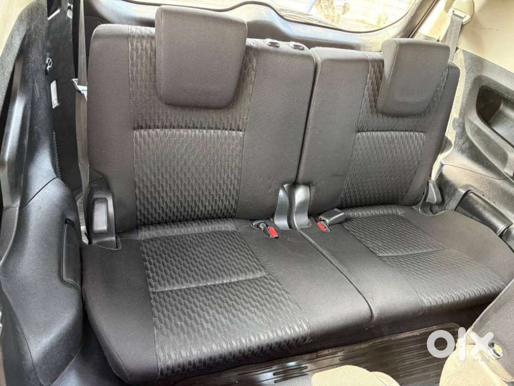 Toyota Innova Crysta 2.4 G Mt 7 Str, 2017, Diesel