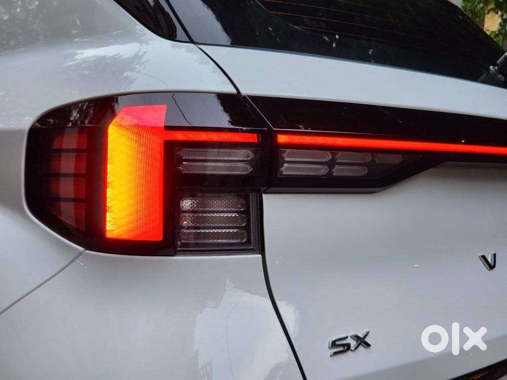 Hyundai Venue 1.0 Sx (o) Turbo Dct, 2024, Petrol