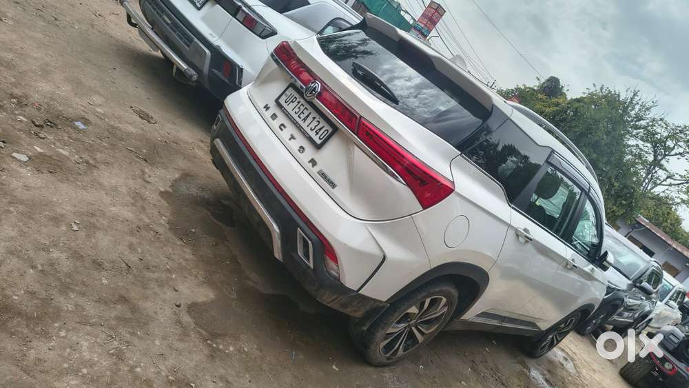 Mg Hector Plus Sharp Pro Blackstorm 1.5 Turbo Petrol Cvt 7 Str, 2023..