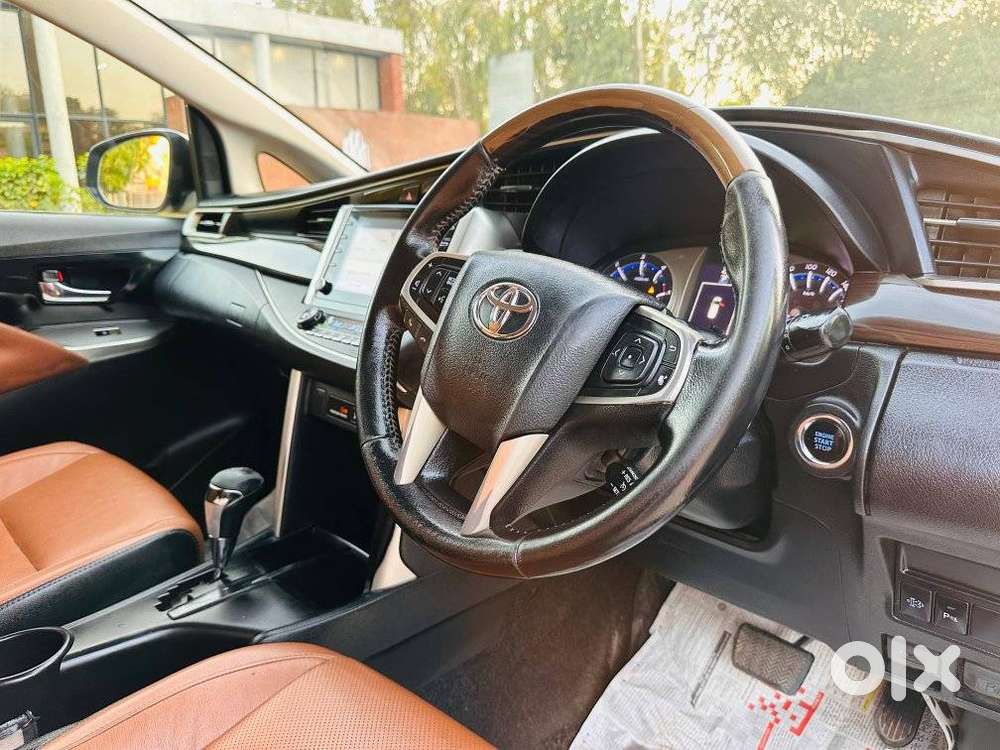 Toyota Innova Crysta 2.8z Automatic, 2021, Diesel