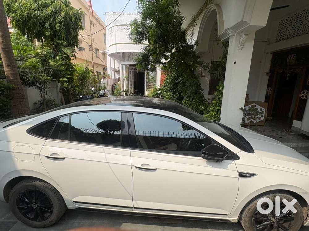 Skoda Slavia Petrol 2025