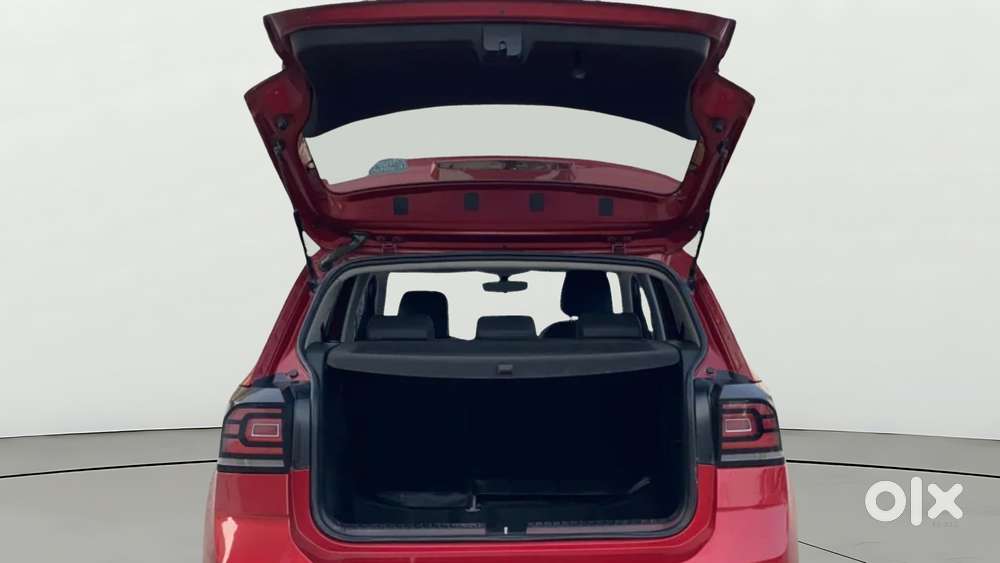 Volkswagen Taigun 1.0 Tsi Highline At, 2022, Petrol