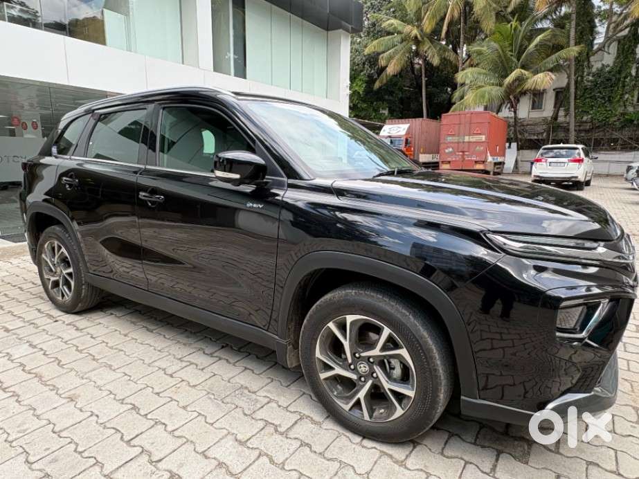 Toyota Urban Cruiser Hyryder 1.5 V Hybrid, 2025, Petrol