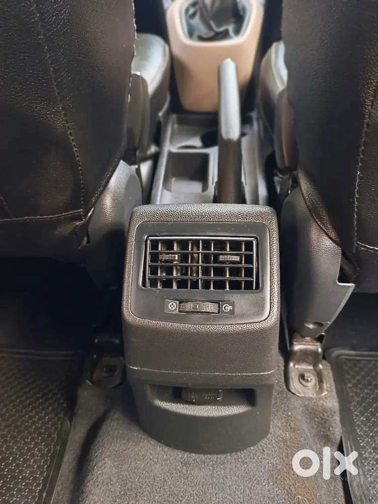 Hyundai I10 Grand 2014 Sportz 1stowner Button Start Showroom Condition