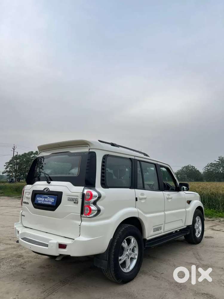 Mahindra Scorpio S10 At 2wd, 2016, Diesel