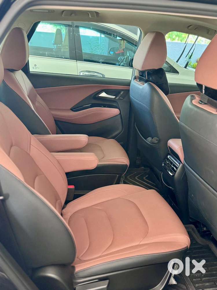 Mg Hector Plus 2.0 Sharp Diesel Turbo Dual Tone, 2023, Diesel
