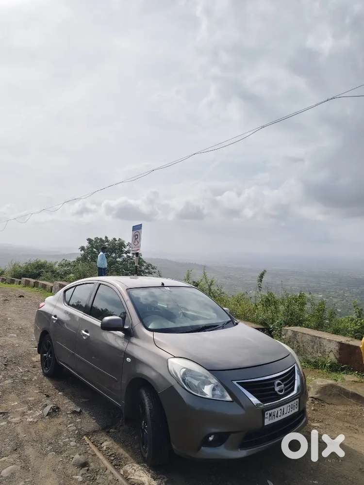 Nissan Sunny 2011 Petrol Car