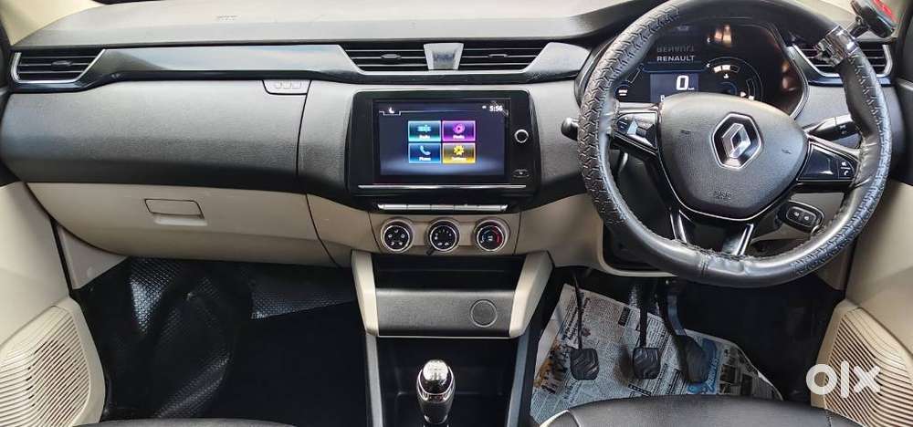 Renault Triber Rxt, 2022, Petrol