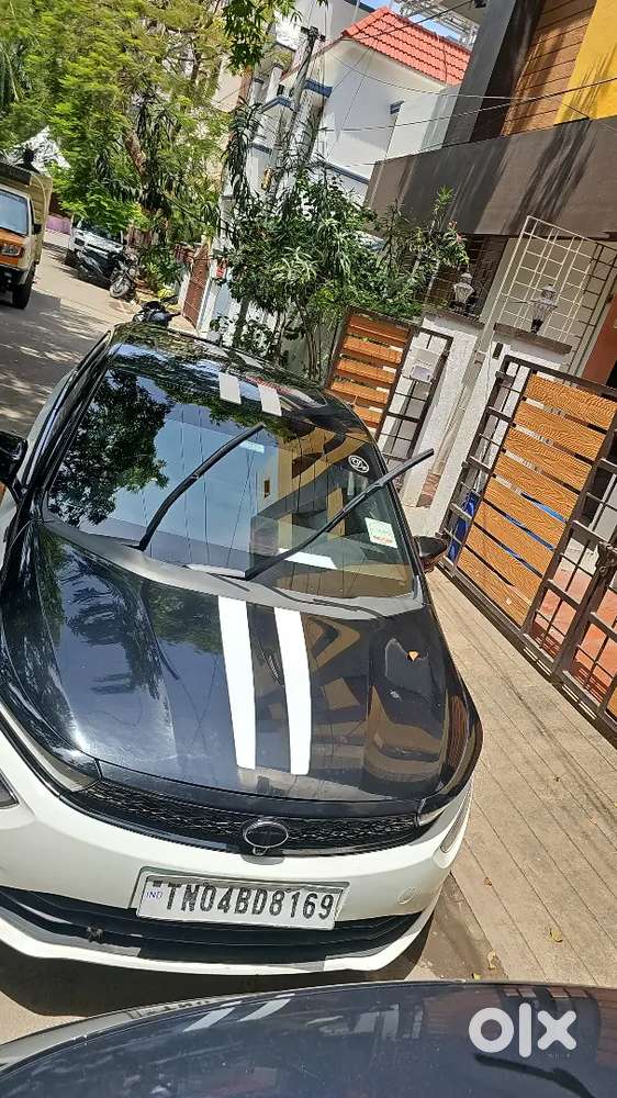 Tata Altroz 2024 Petrol 28500 Km Driven All Company Service