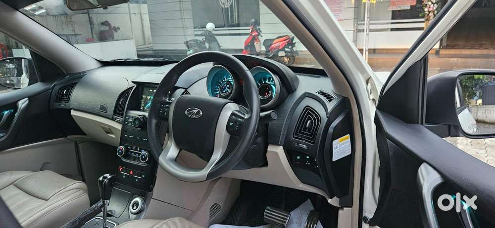 Mahindra Xuv500 At W10 Awd, 2016, Diesel