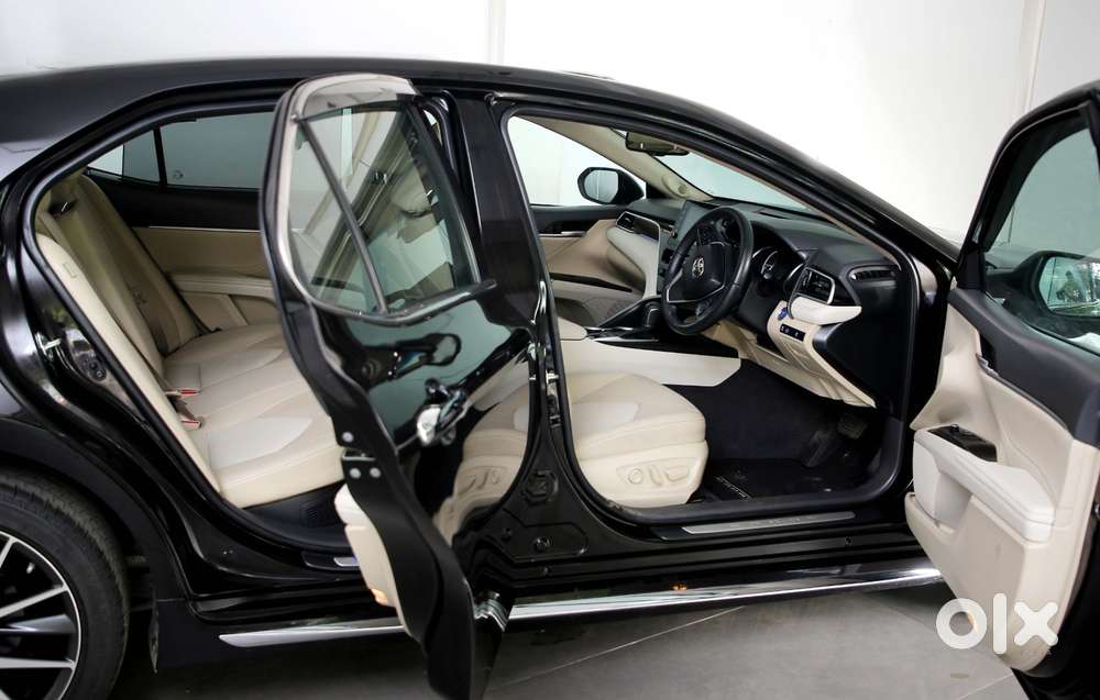 Toyota Camry Hybrid, 2024, Petrol