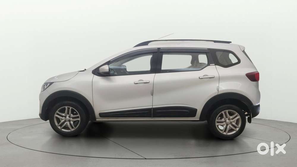 Renault Triber Rxz Easy-r Amt, 2021, Petrol