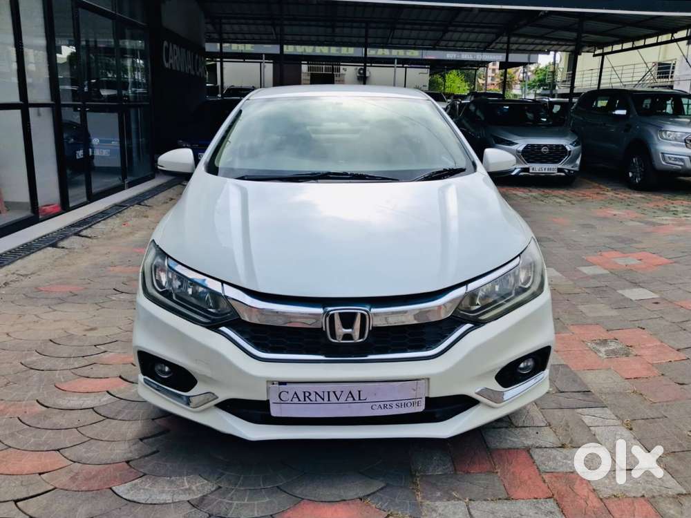 Honda City I-vtec V, 2017, Petrol