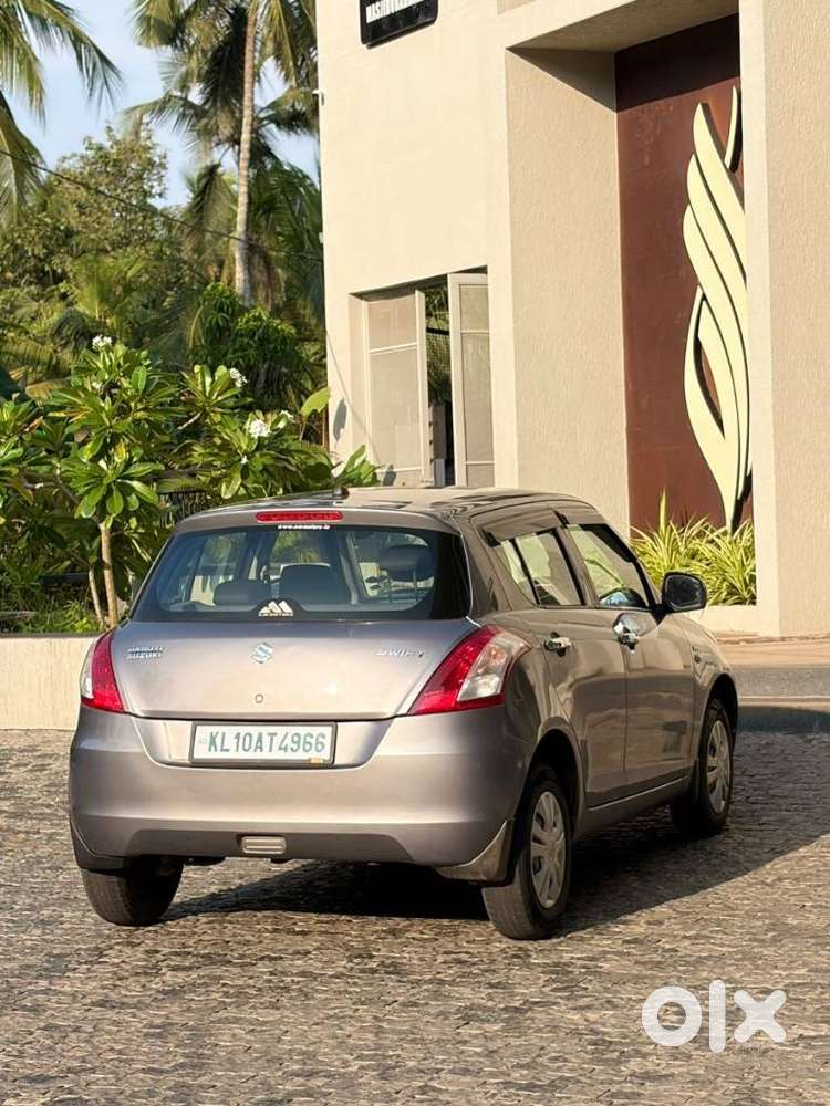 Maruti Suzuki Swift Lxi Optional-o, 2015, Petrol