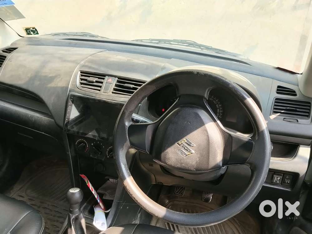 Maruti Suzuki Swift Lxi Option, 2012, Cng & Hybrids