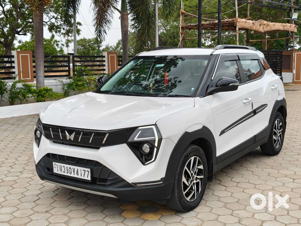 Mahindra Xuv 3xo Ax7l Petrol Mt, 2024, Petrol