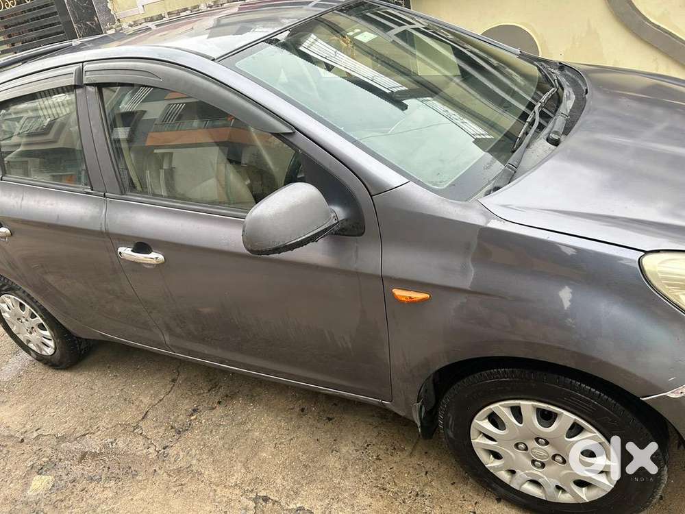 Hyundai Car Manual 2011