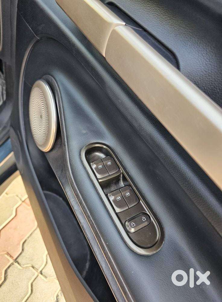 Mg Windsor Ev Essence, 2025, Electric