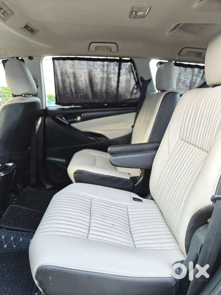 Toyota Innova Crysta 2.8 Gx At, 2017, Diesel