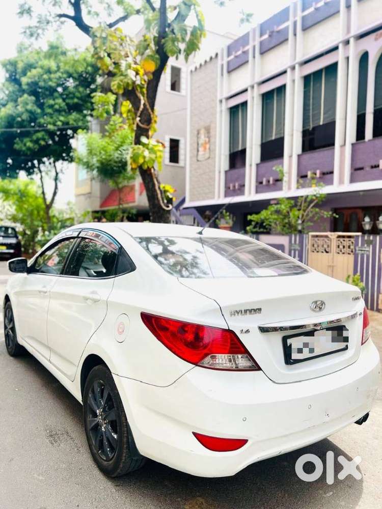 Hyundai Verna Crdi Vgt Sx 1.5, 2011, Diesel