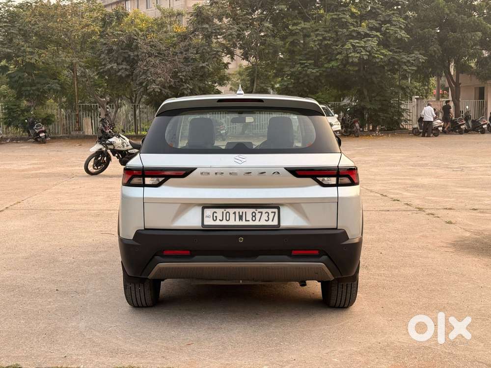 Maruti Suzuki Vitara Brezza 1.5 Vxi, 2023, Cng & Hybrids