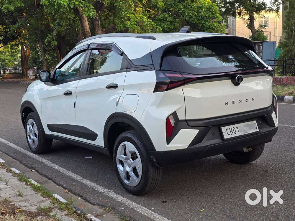 Tata Nexon Fearless Plus S 1.2 Revotron Petrol 6mt Dt, 2024, Petrol
