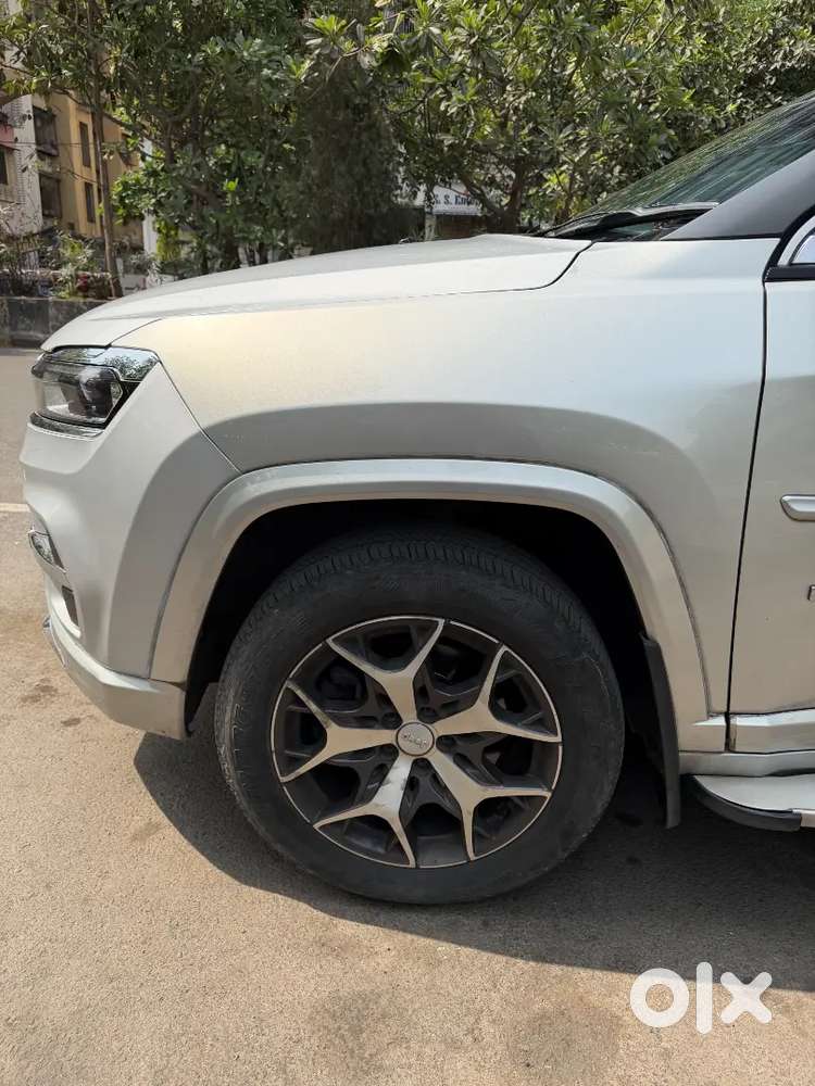 Jeep Meridian Limited Plus 4x4 At 2023  31,400 Km  Single Owner