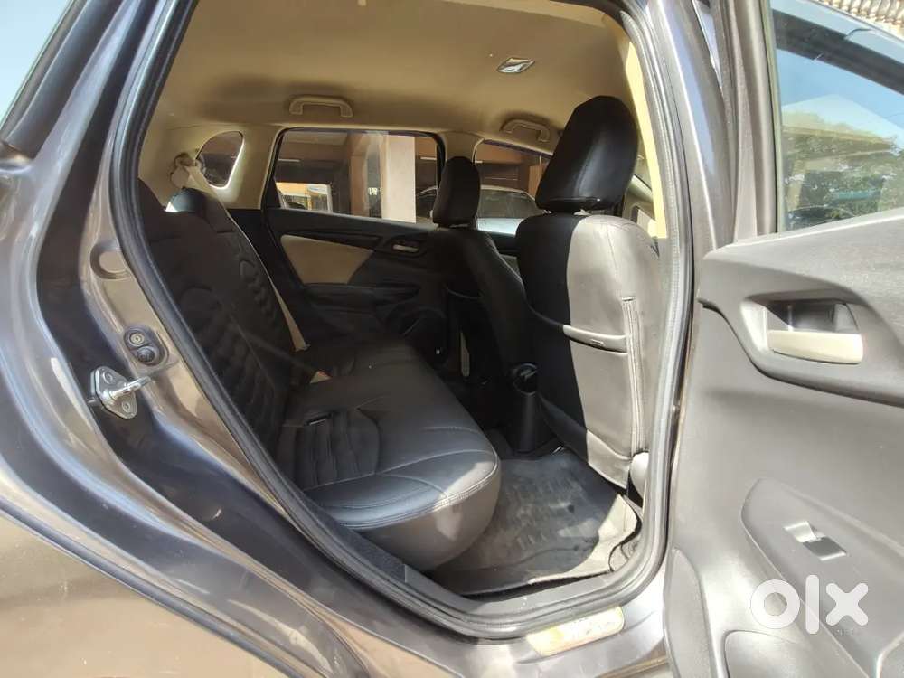 Honda Jazz 2017 Petrol 90000 Km Driven