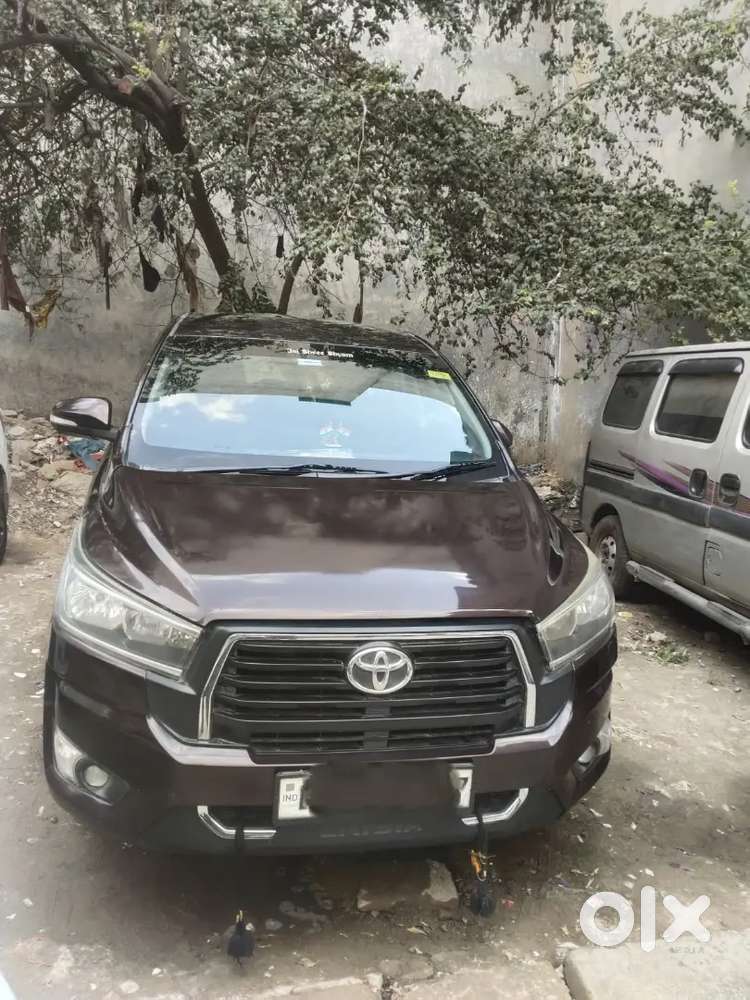 Toyota Innova Crysta 2017 Diesel 145000 Km Driven