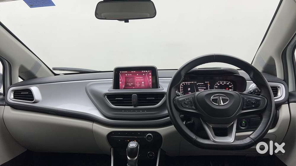 Tata Altroz 1.2 Xza Plus, 2023, Petrol