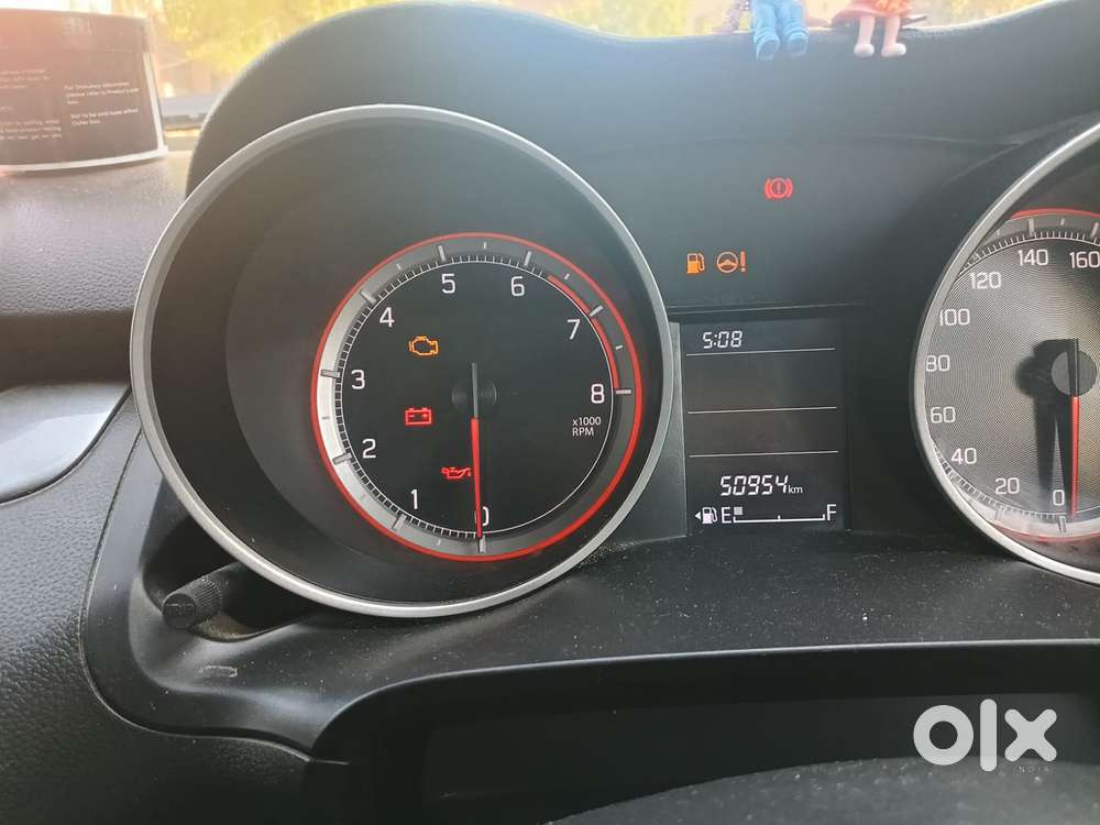 Maruti Suzuki Swift Vxi + Manual, 2020, Petrol