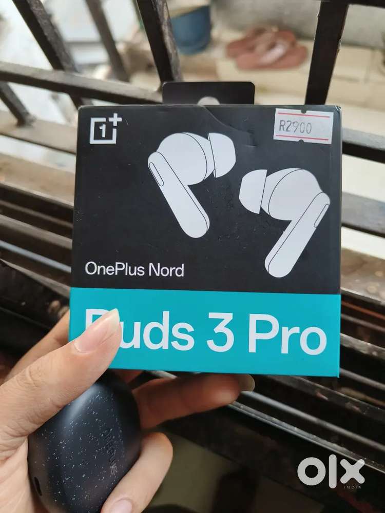 Oneplus Nord buds 3 pro new condition only left bud missing
