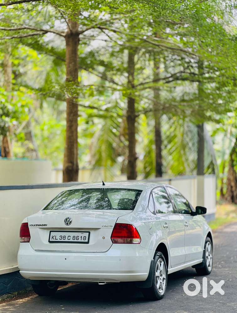 Volkswagen Vento 2010-2013 Petrol Highline, 2013, Petrol