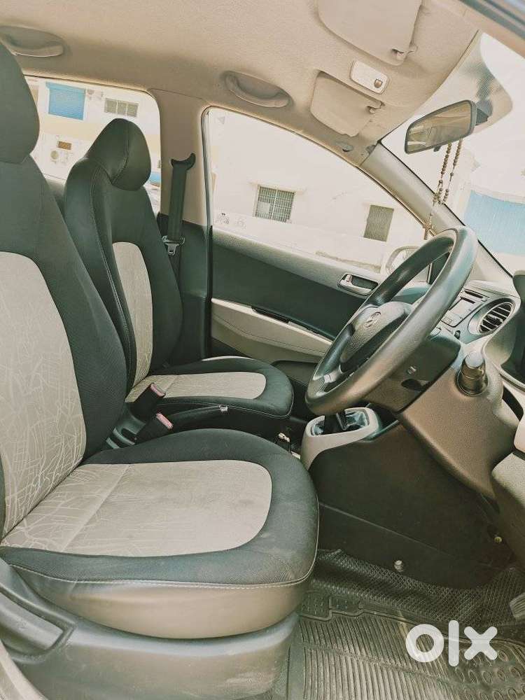 Hyundai Grand I10 2013-2016 Sportz, 2014, Petrol